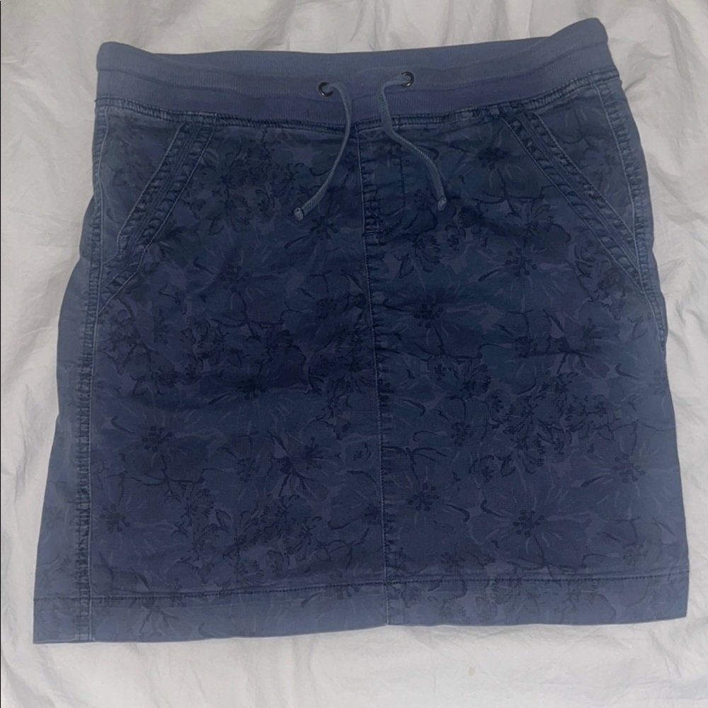 Blue/Gray Woman’s Skort